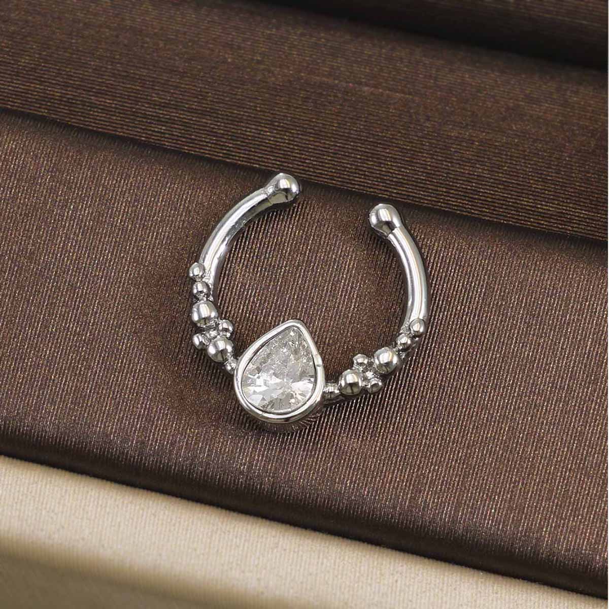 Cincin Septum Clicker Baja Tah - Body Jewelry Nose Ring ulasan dan harga