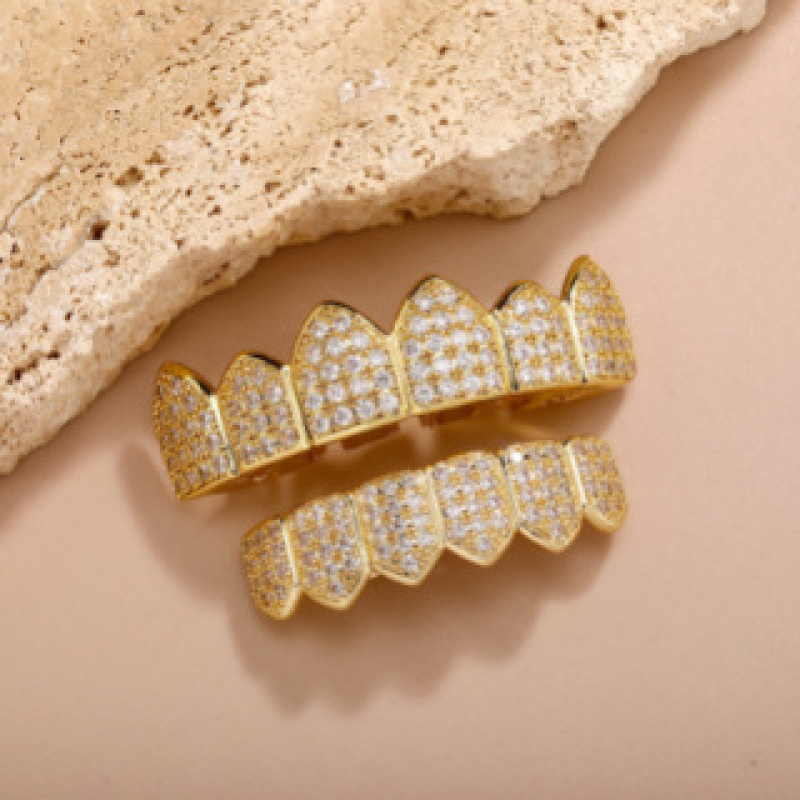 Gigi Tiruan Berlapis Emas Asli - Body Jewelry Real Gold ulasan dan harga
